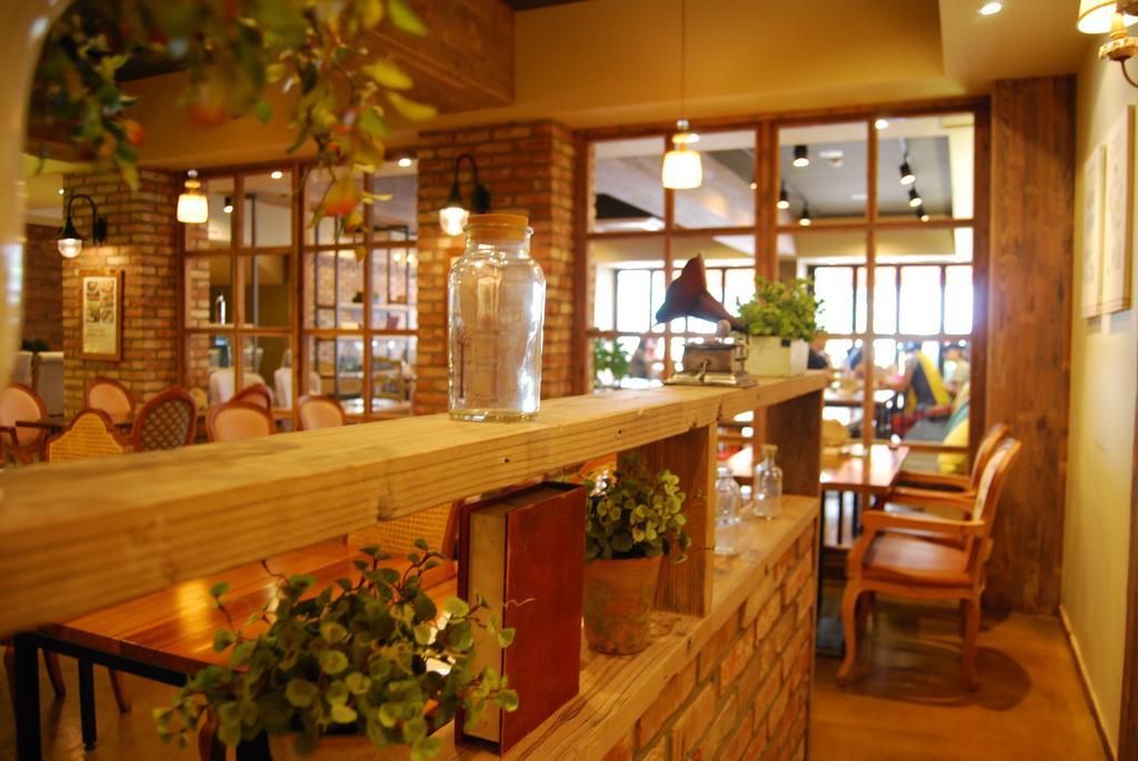 Arirang Tourist Hotel Changwon Bagian luar foto
